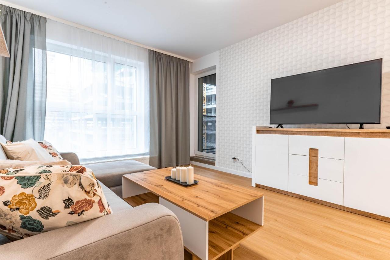 Wrocapartments Starcenter - Parking Free วรอตซวาฟ ภายนอก รูปภาพ